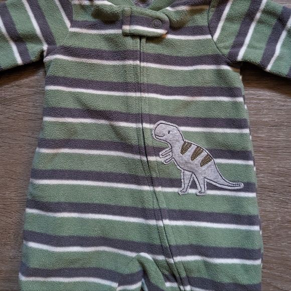 2/$30 Carter's Child of Mine Newborn 0m Fleece Footie Onesie - Picture 4 of 5